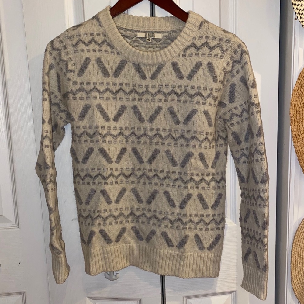 💕BB Dakota | Geometric Design Sweater